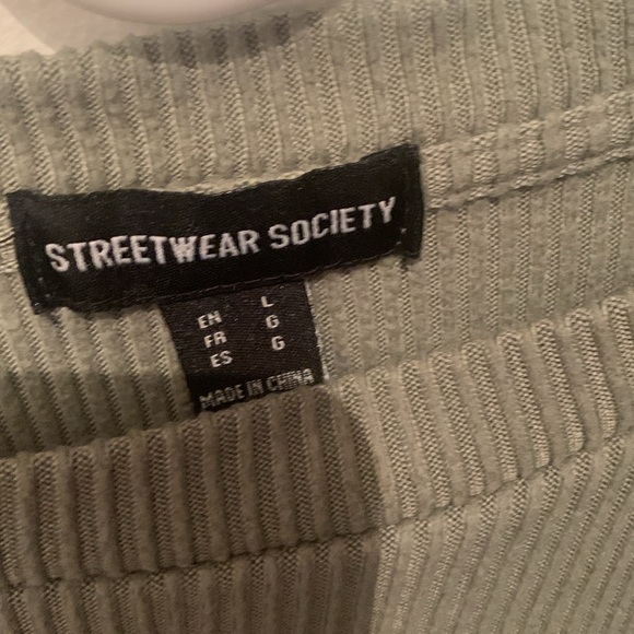 Fabulous Streetwear Society Light Olive Corduroy Crop Top Crewneck Sweater SZ L - Picture 2 of 3